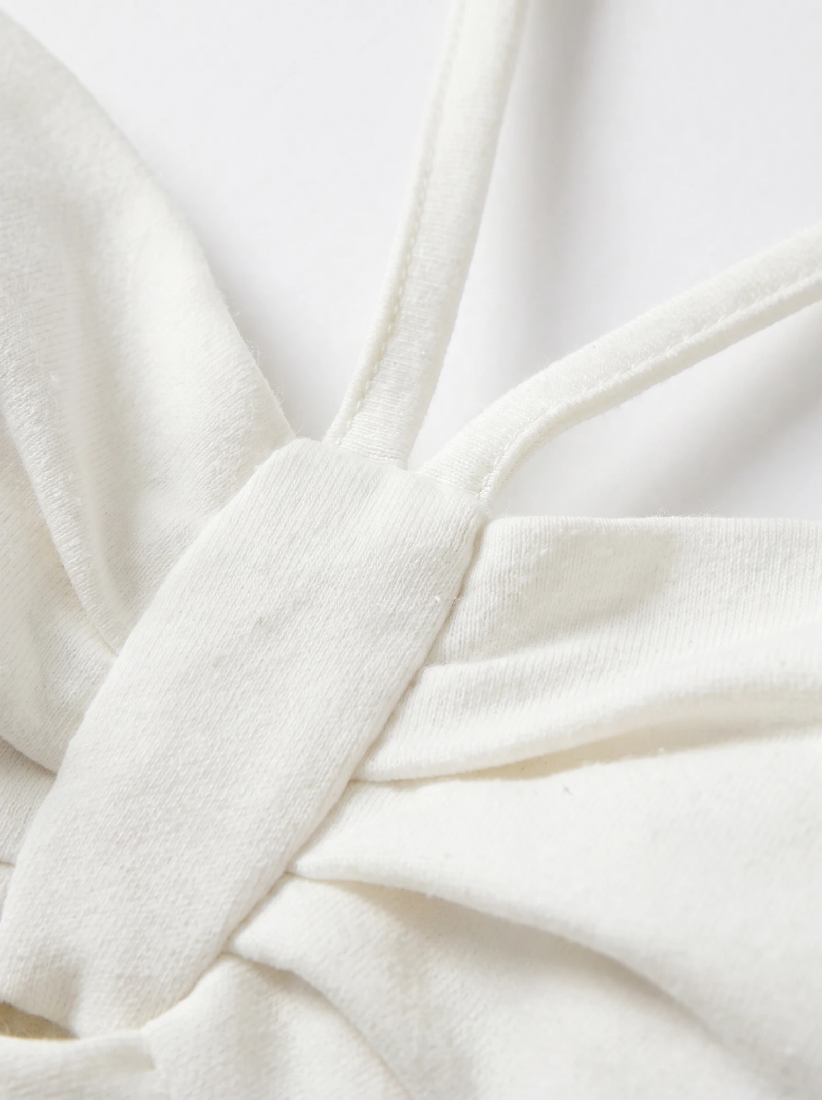 Bandeau y Acuarela: detalle de la prenda, tejido y acabados, fotografía de producto (7 de 8) — Centrix Core